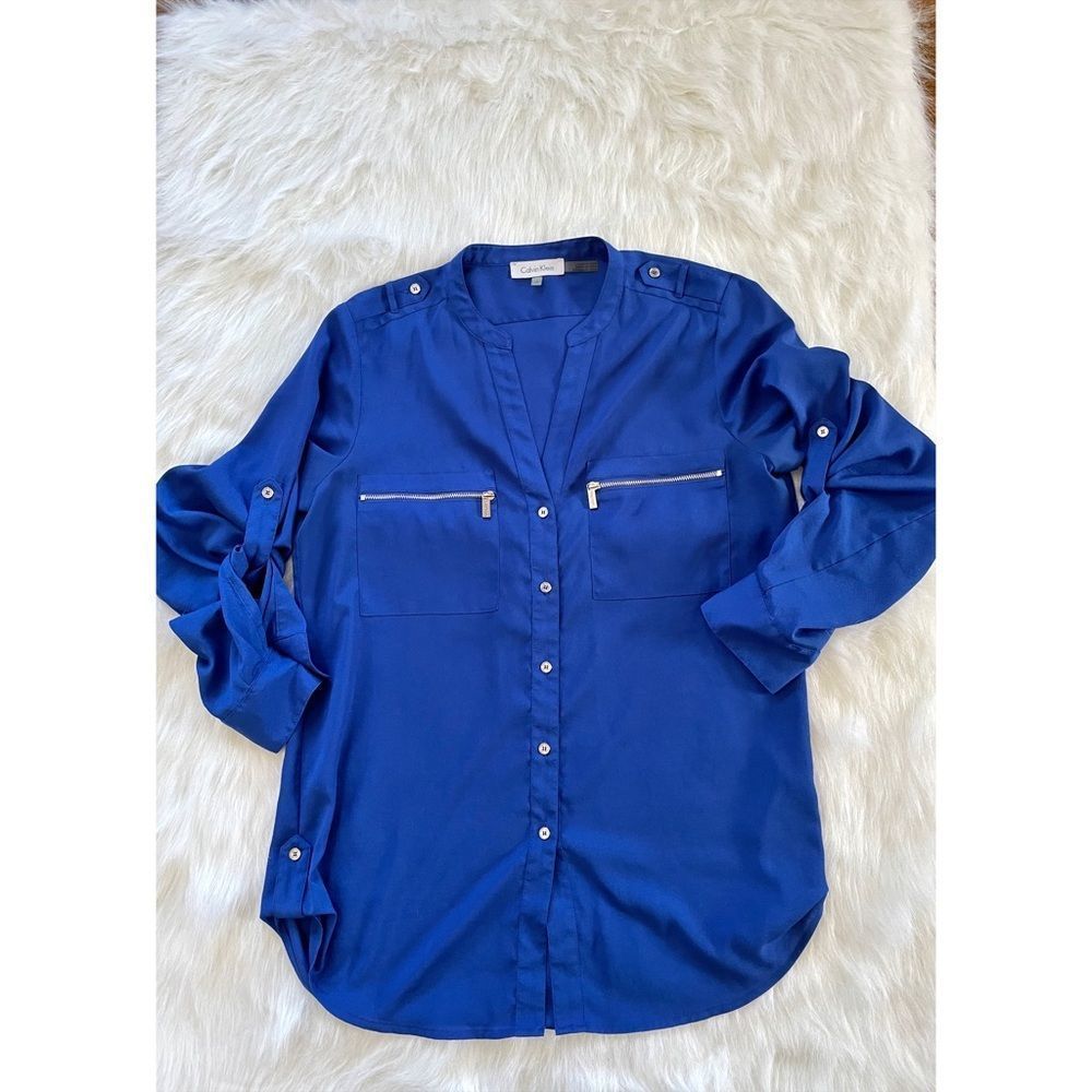 Women’s Blue Calvin Klein Blouse. 💙✨